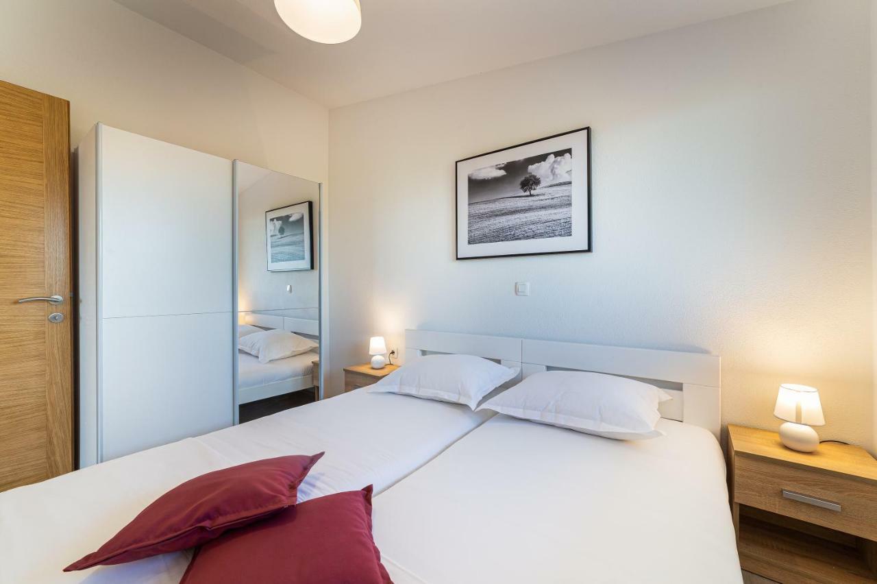 Guest House Pelja Plano Exterior photo